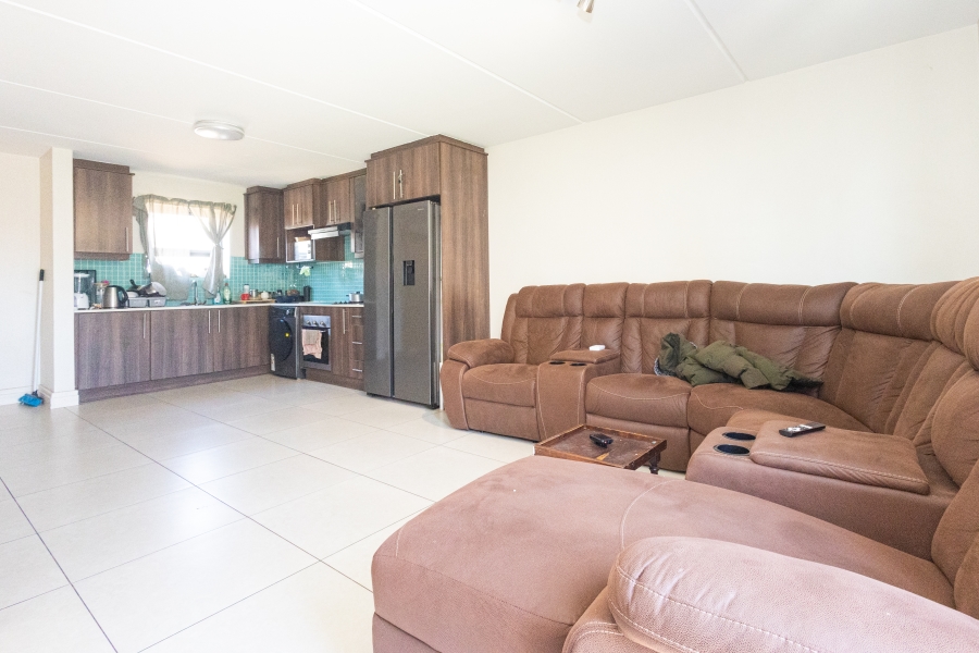 To Let 3 Bedroom Property for Rent in Windsor Park Estate Western Cape